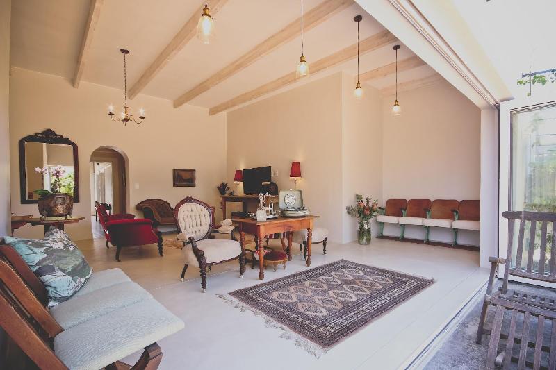 住宿加早餐  The Victorian Strand