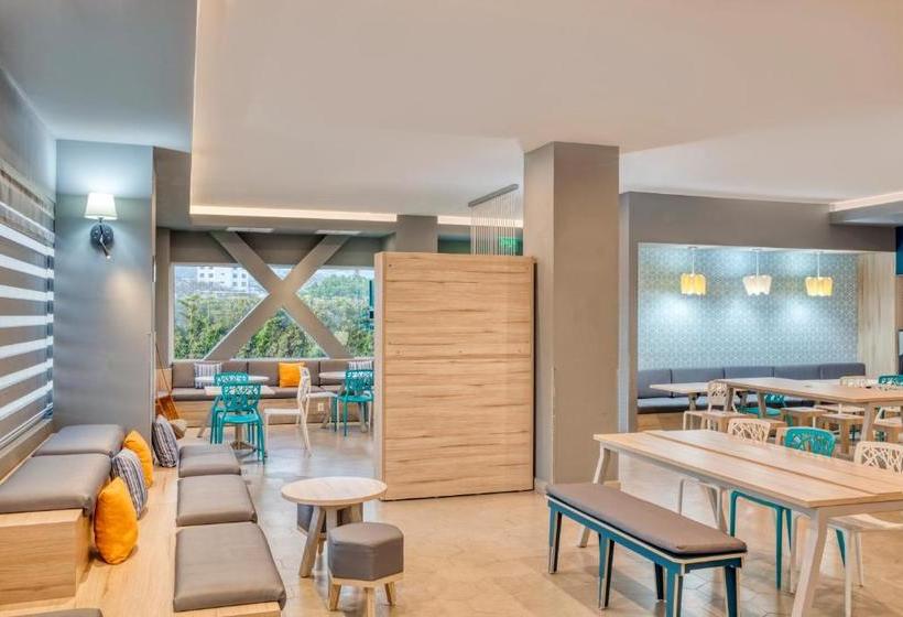 فندق One Tuxtla Gutierrez