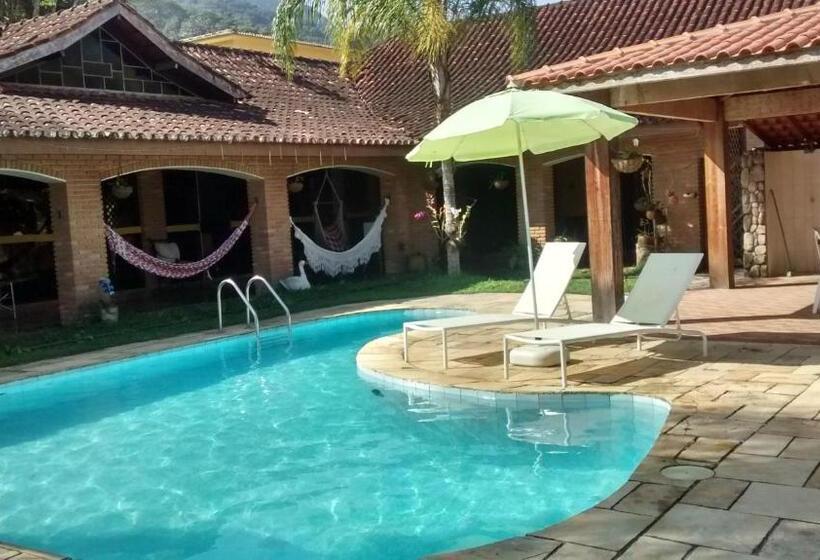 هتل Pousada Na Praia Ubatuba