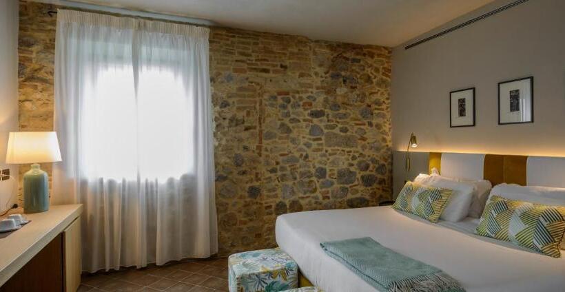 فندق ريفى Locanda Dei Logi