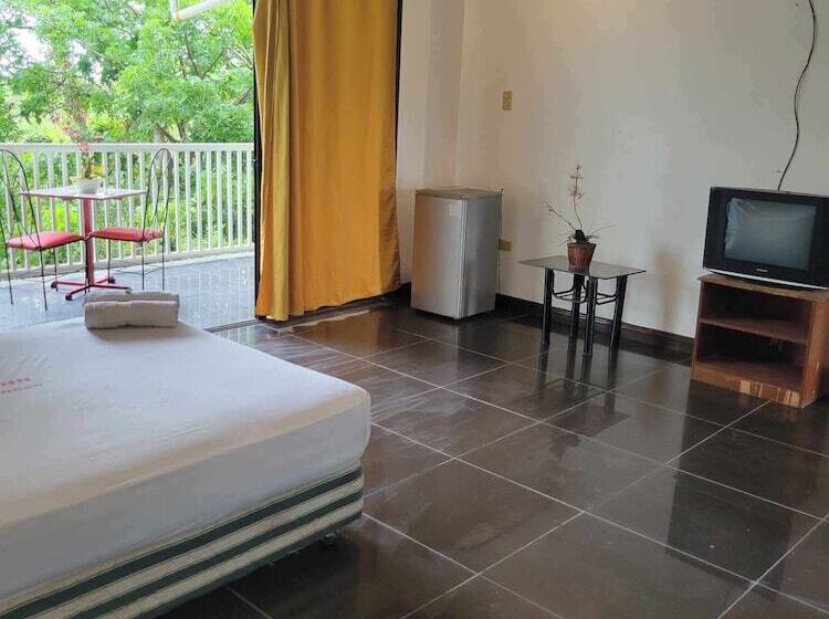 Hotel Wjv Inn Marigondon