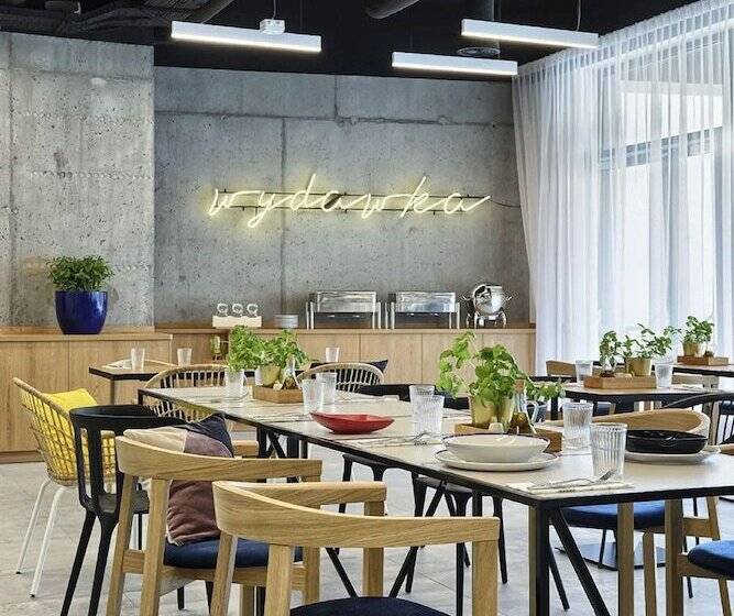 هتل Arche Geologiczna