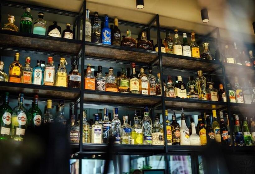 酒店 Bulvar