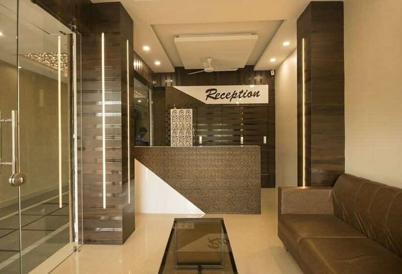 בית מלון כפרי Sudharsan Residency