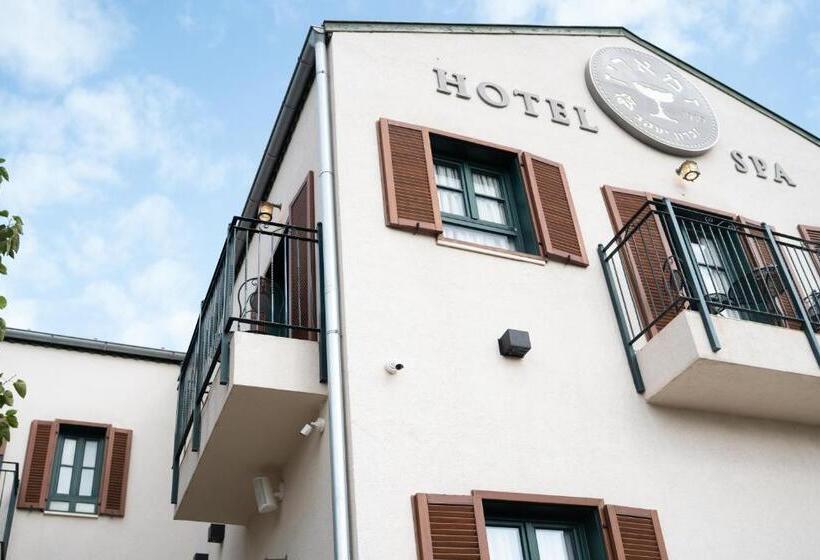 Zamarin Hotel & Spa
