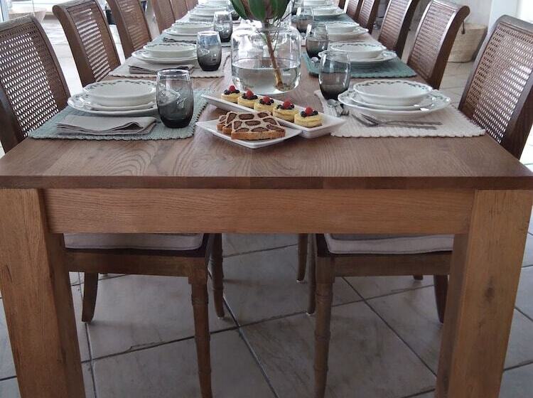 ペンション 115 On Beachy Head Drive Guest House
