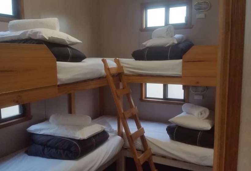 Seven Mile Beach Cabin And Caravan Park