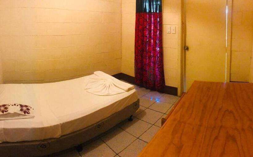 Transit Motel   Hostel