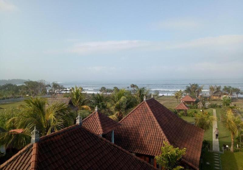 민박 Emir Surfcamp