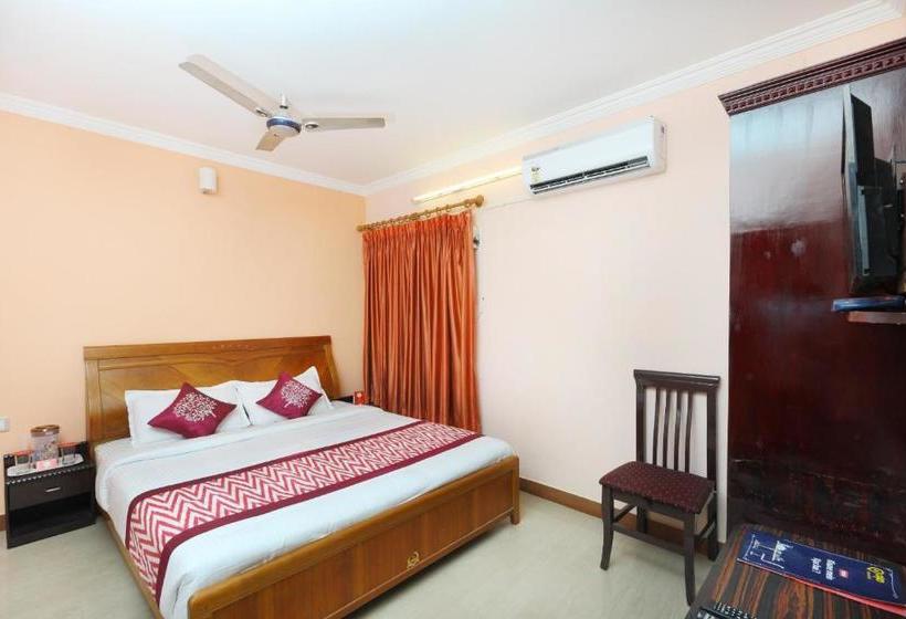 هتل Dreams Manor By Oyo Rooms