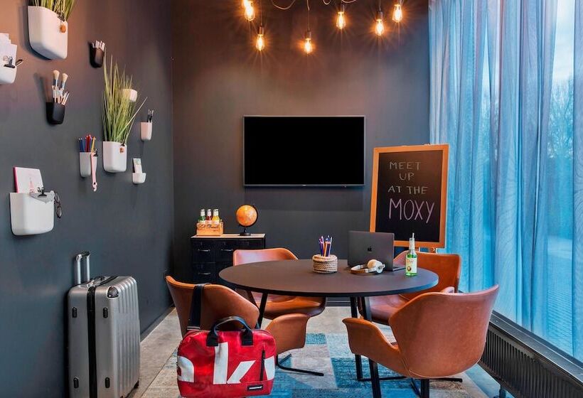 בית מלון כפרי Moxy Copenhagen Sydhavnen