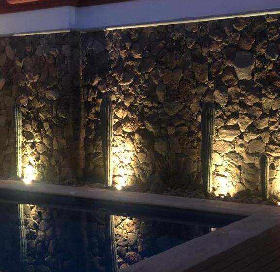 هتل Rosarito