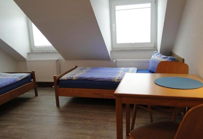 ペンション Haus St. Josef