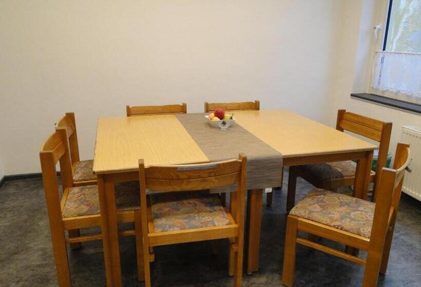 ペンション Haus St. Josef