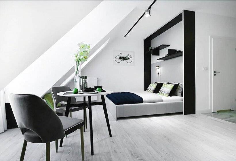 Absyntapart   Bulwar Staromiejski