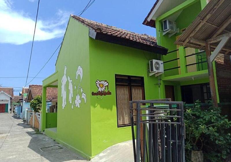 Gandrung City Hostel