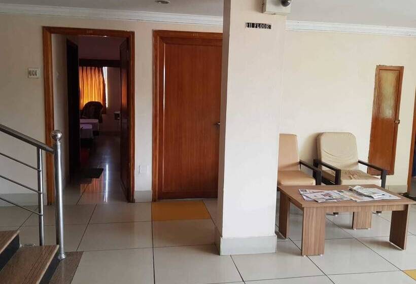 בית מלון כפרי Janardana