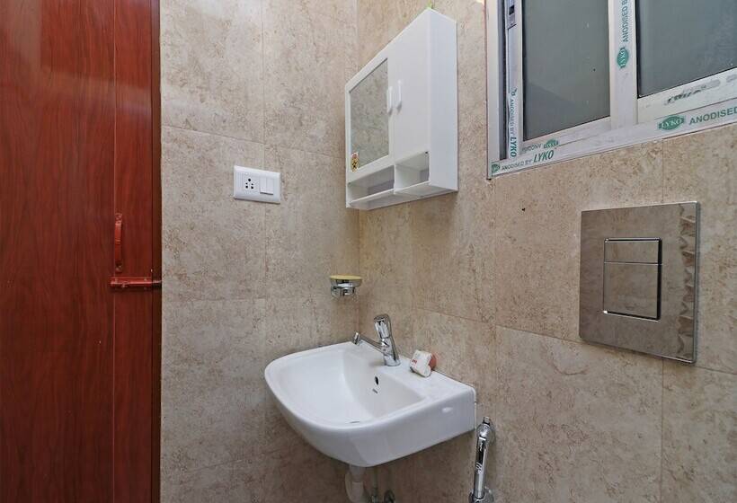 Hotel A Retro By Oyo Rooms