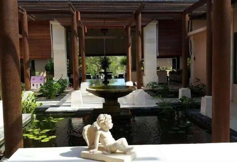 تختخواب و صبحانه Villa Pasraman Baghawan