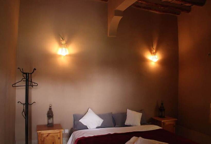 پانسیون Gite Amridil Chez La Famille Naciri