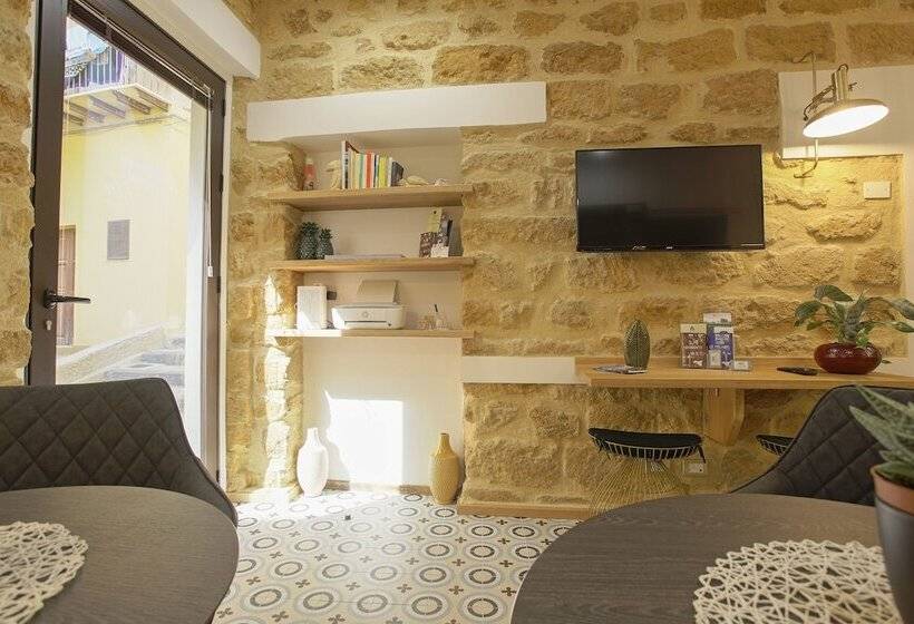 تختخواب و صبحانه Casa Tita