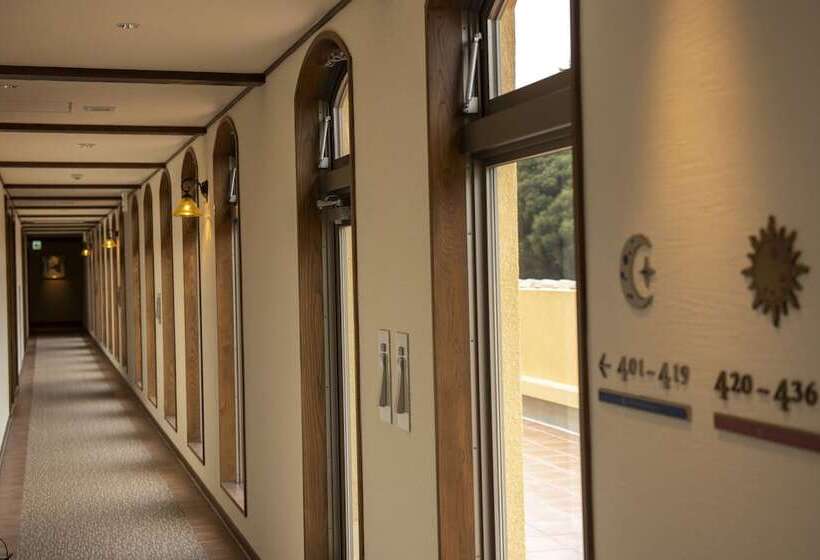 Отель La Vista Kirishima Hills