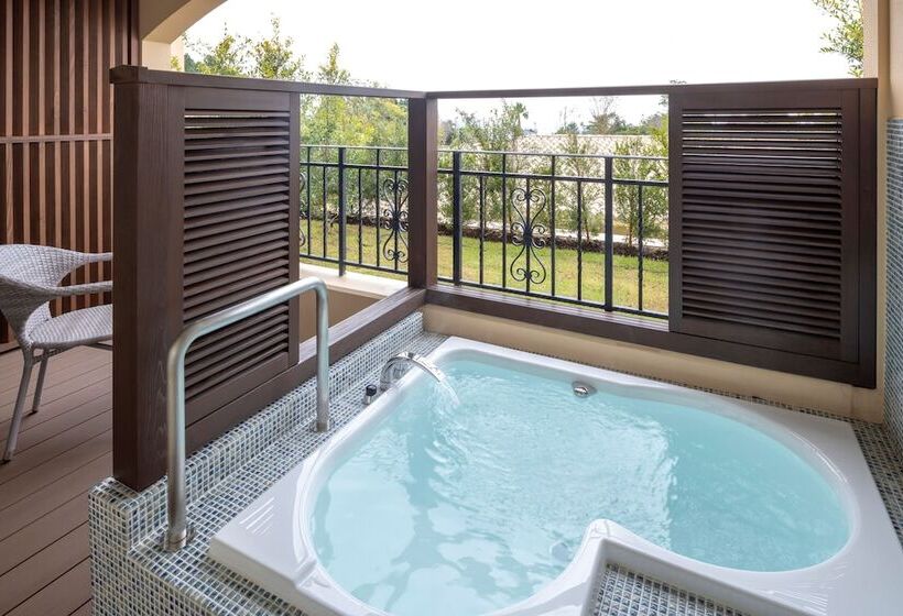 Отель La Vista Kirishima Hills