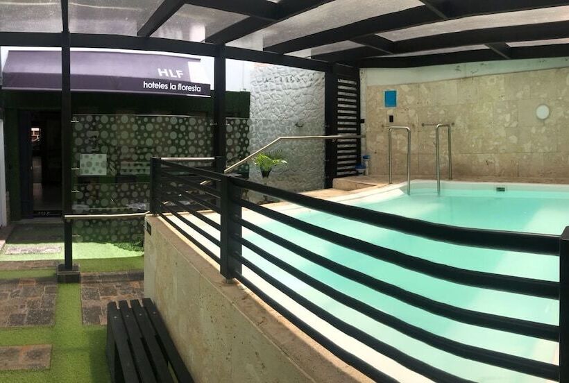 هتل Posada La Mariñera