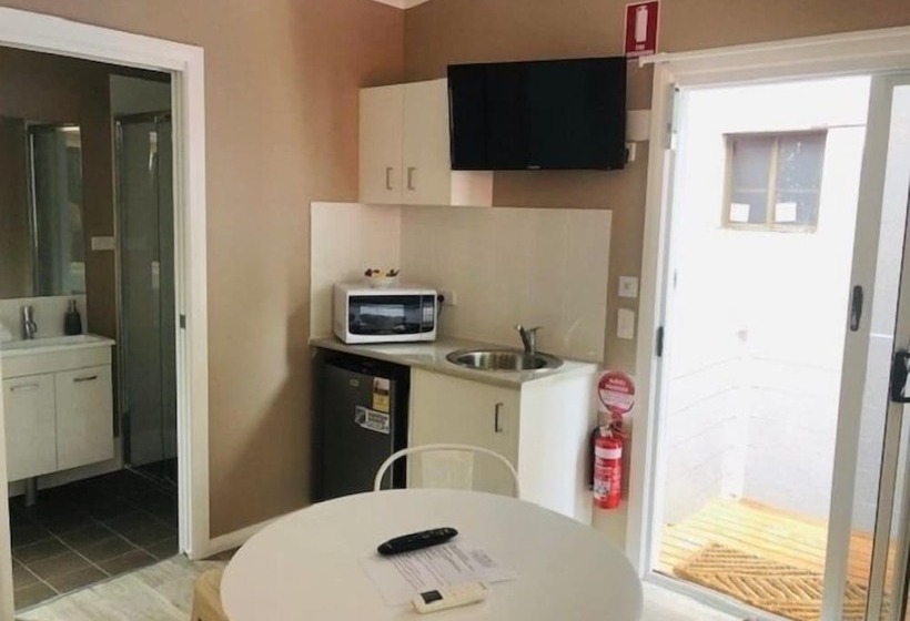 אתר נופש Huskisson Beach Escape