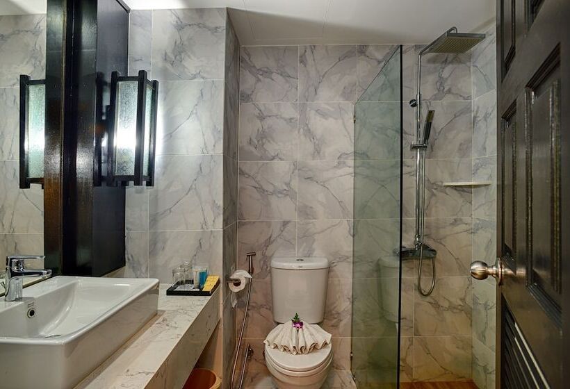 هتل Phuket Island View Resort   Sha Extra Plus