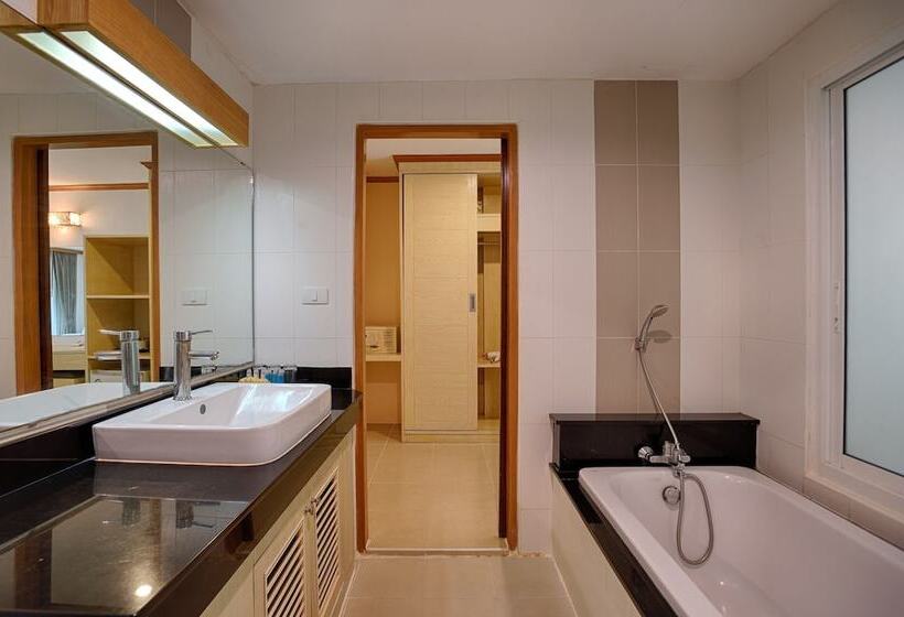 هتل Phuket Island View Resort   Sha Extra Plus