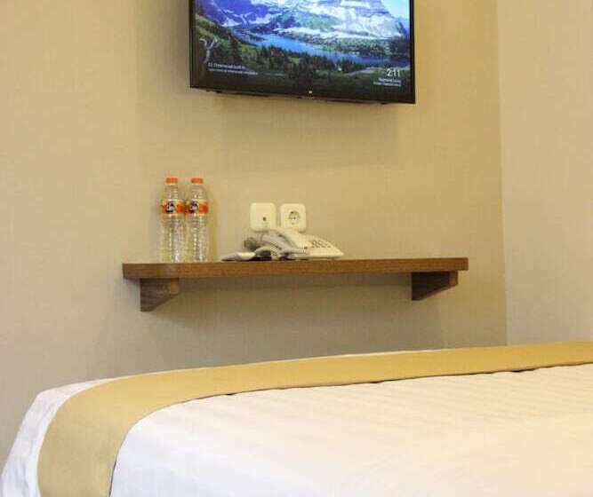 هتل Front One Cabin Malioboro Jogja