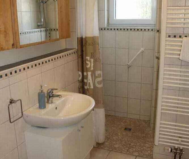 פנסיון Zimmer Wolkenlos