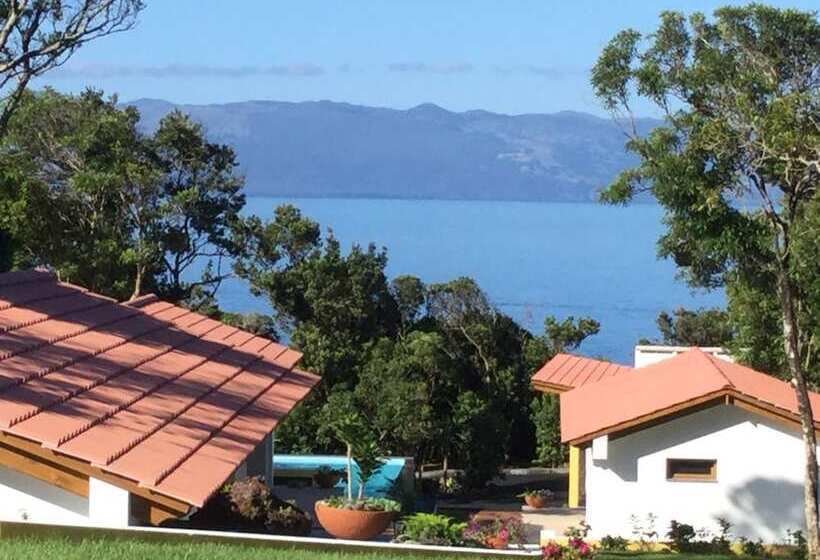 Villas Casteletes Bangalow Sea View