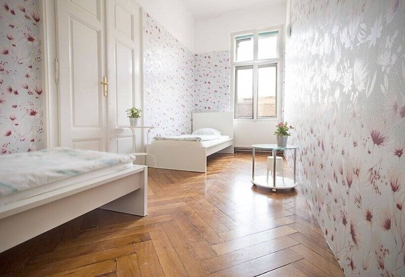 فندق صغير Guesthouse Centar 2