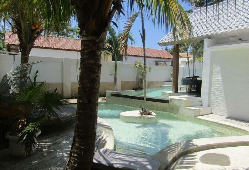 تختخواب و صبحانه The White Key Luxury Villas