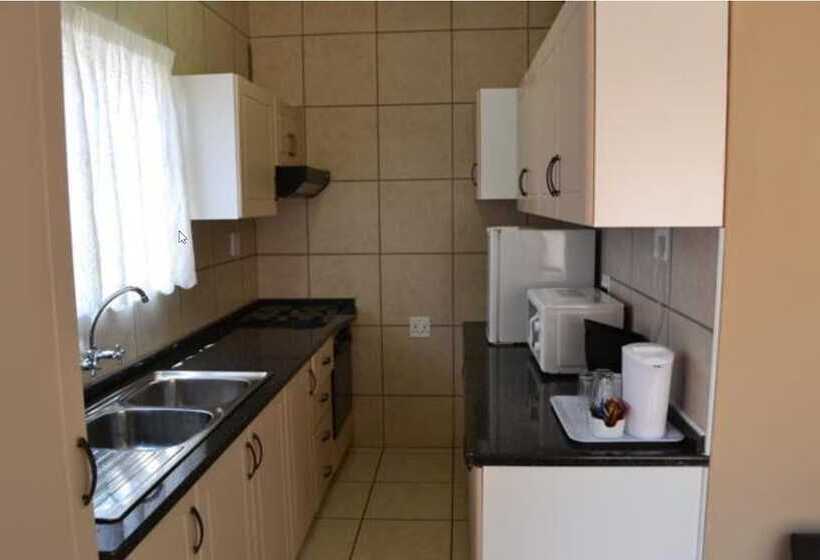 צימר The Oval Guesthouse