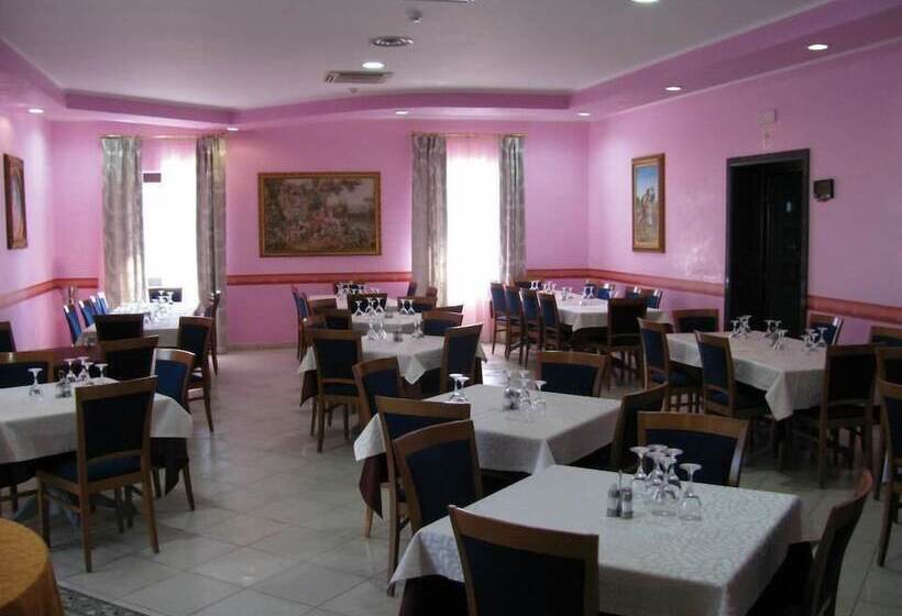 فندق Albergo Roma