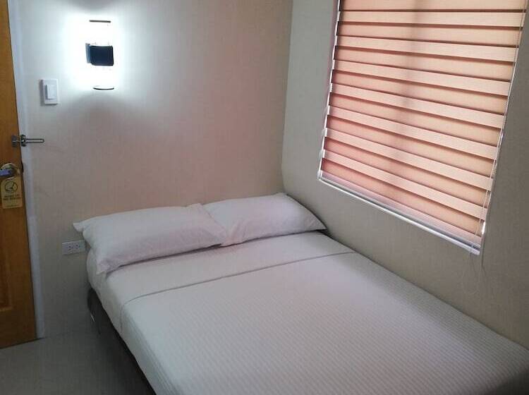 فندق Eon Centennial Express