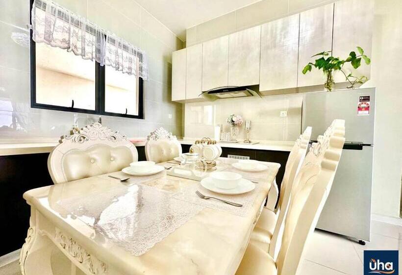 膳宿费 Country Garden Danga Bay @ Uha