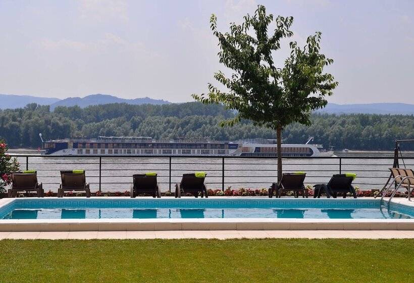 پانسیون Guest House Panorama Aqualux With Free Parking