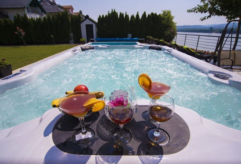 پانسیون Guest House Panorama Aqualux With Free Parking