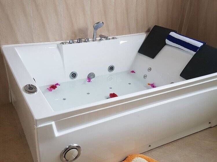 ベッドアンドブレックファースト Amber House Lanka