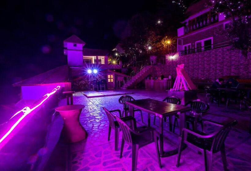 Blue Pine Resort