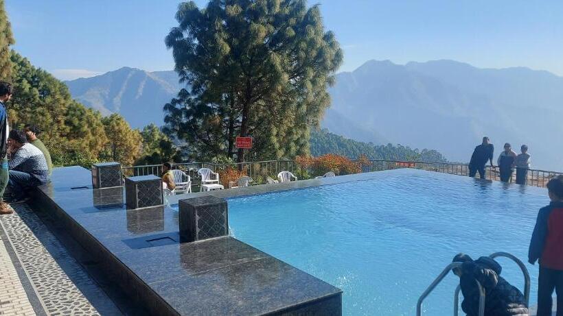 Blue Pine Resort
