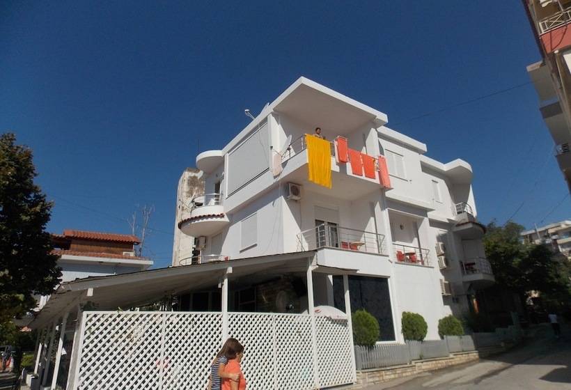 هتل Ramo Saranda