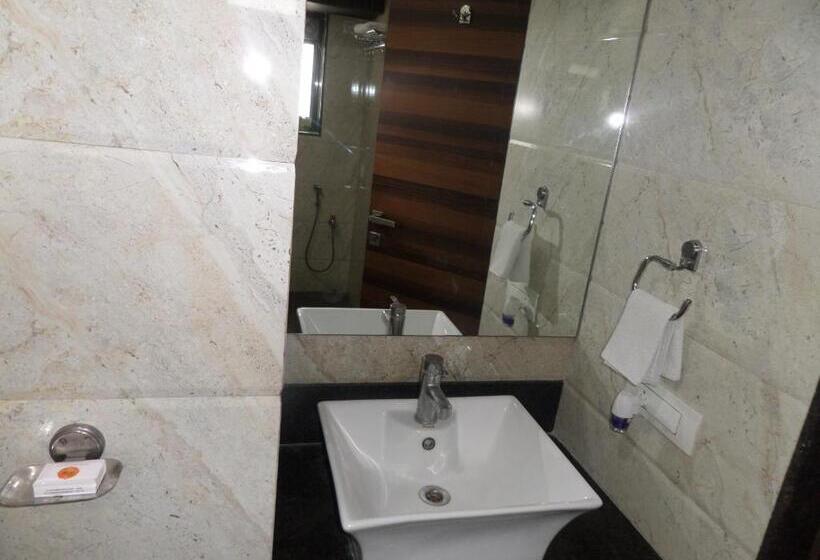 בית מלון כפרי Raj Palace