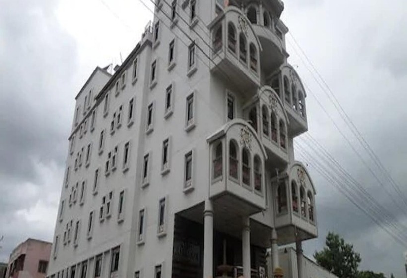 בית מלון כפרי Raj Palace