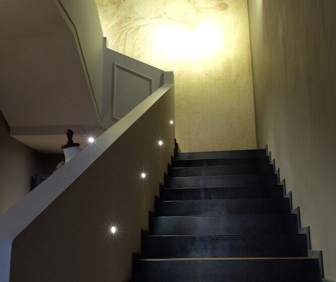 פנסיון La Rocca Guest House & Spa