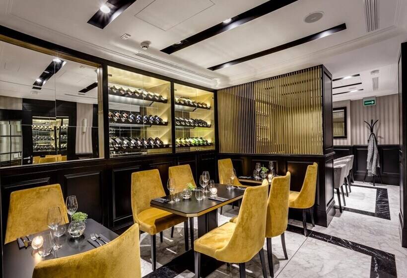 Teatro Boutique Old Town   Destigo Hotels